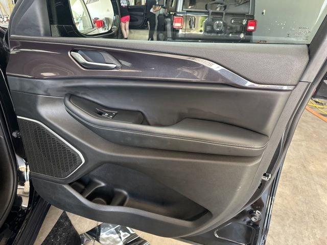 2022 Jeep Grand Cherokee Vehicle Photo in MEDINA, OH 44256-9631
