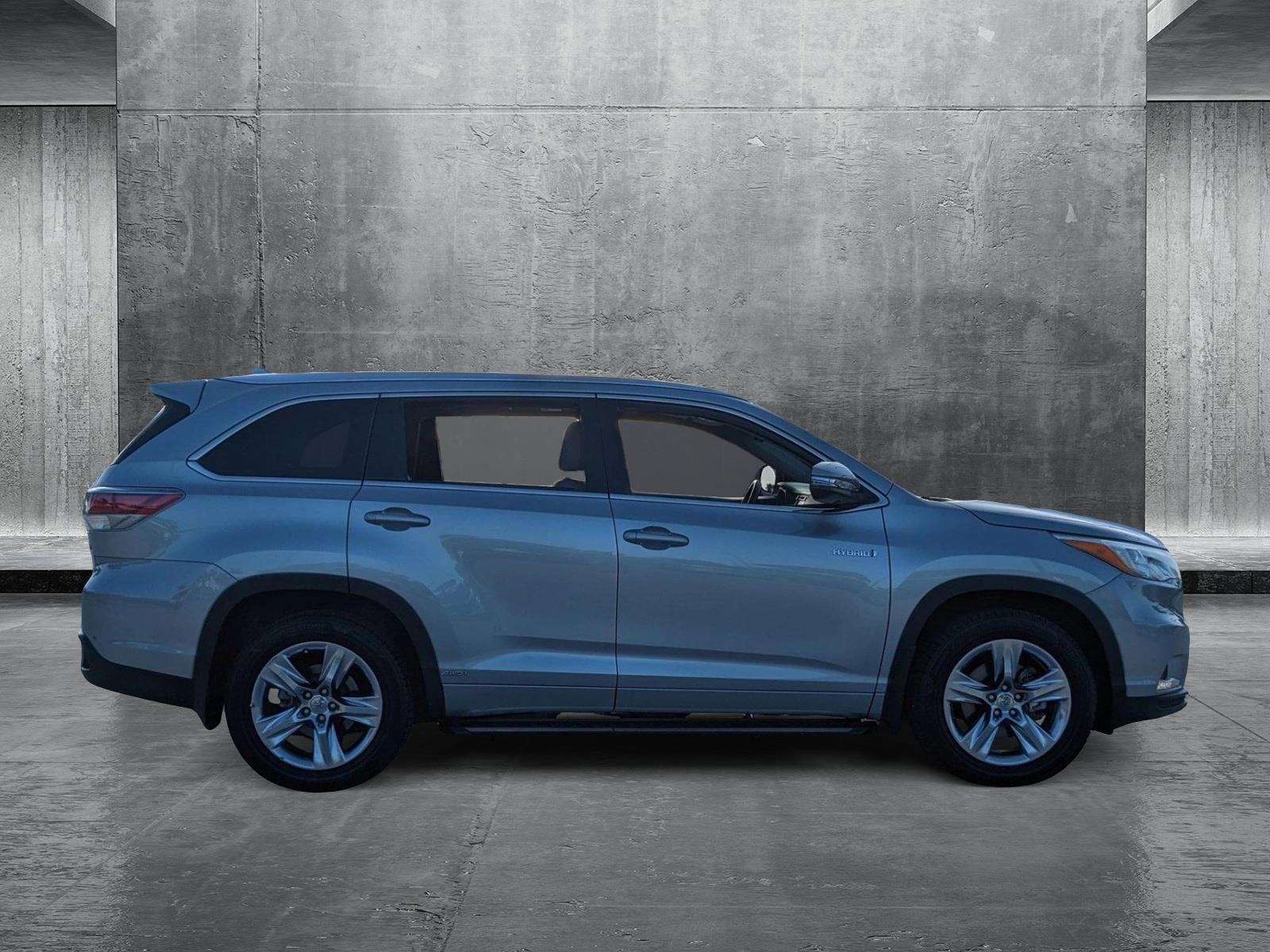 2015 Toyota Highlander Hybrid Vehicle Photo in Davie, FL 33331