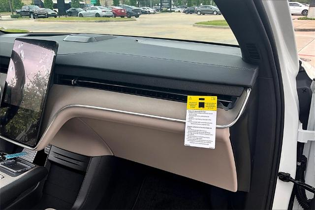 2025 Volvo EX90 Vehicle Photo in Houston, TX 77007
