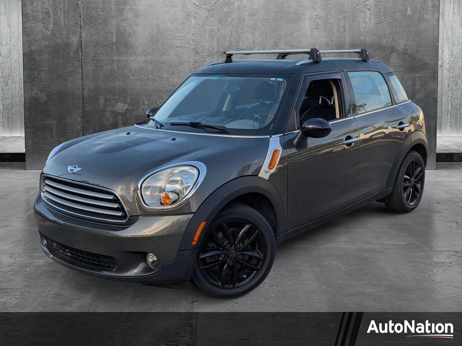 2012 MINI Cooper Countryman Vehicle Photo in PEMBROKE PINES, FL 33024-6534