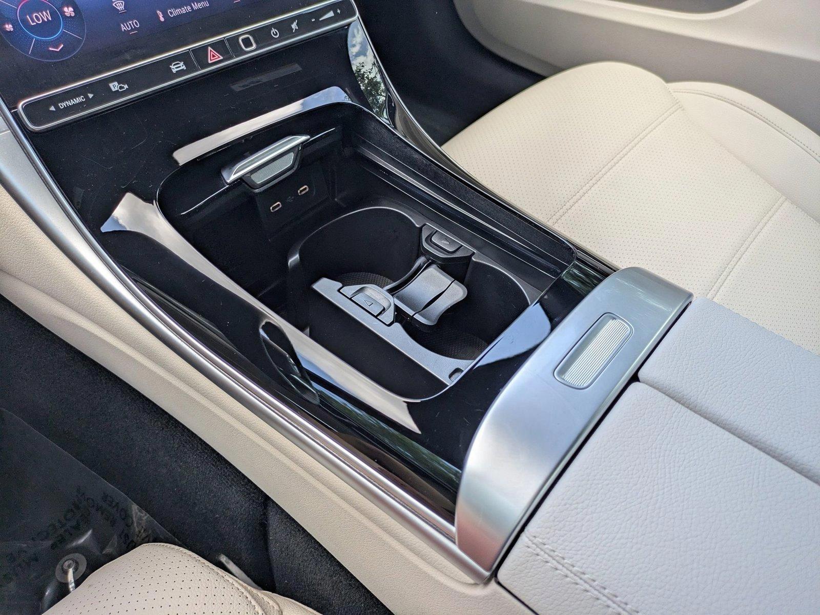 2025 Mercedes-Benz C-Class Vehicle Photo in Sarasota, FL 34231