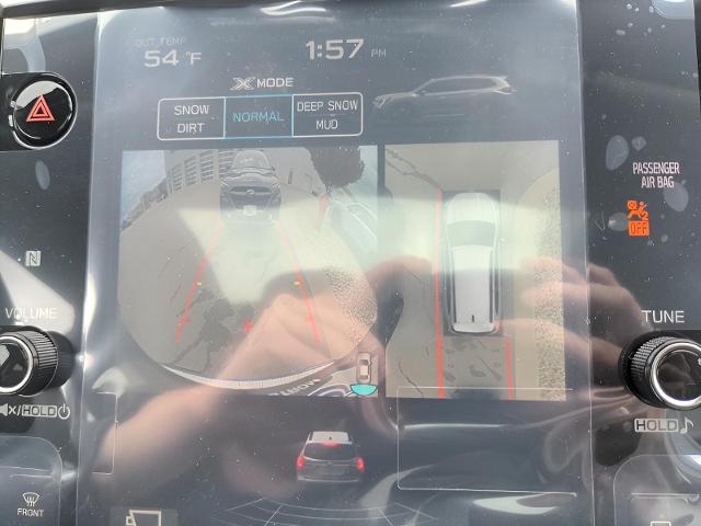 2025 Subaru Ascent Vehicle Photo in Green Bay, WI 54304