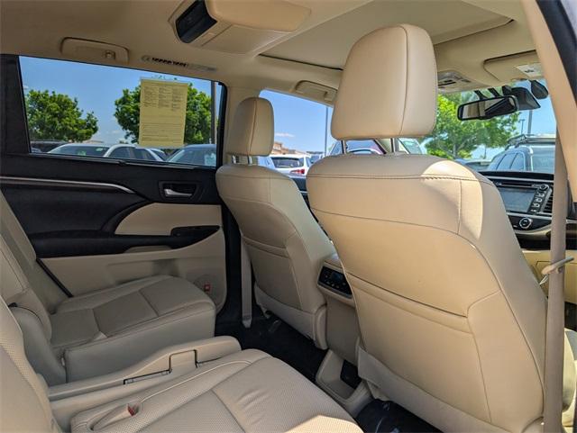 2016 Toyota Highlander Hybrid Vehicle Photo in AURORA, CO 80012-4011