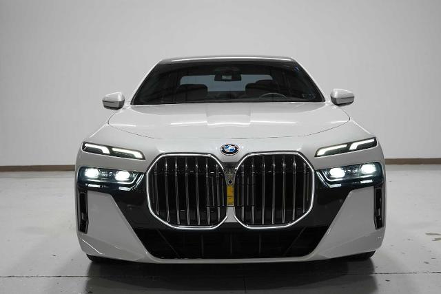 2023 BMW 760i xDrive Vehicle Photo in GRAPEVINE, TX 76051