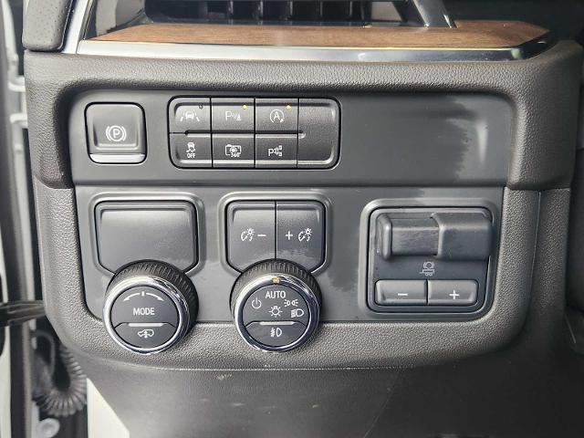 2025 Chevrolet Tahoe Vehicle Photo in HOUSTON, TX 77079