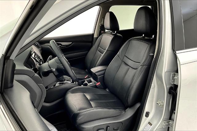 2019 Nissan Rogue Vehicle Photo in Grapevine, TX 76051