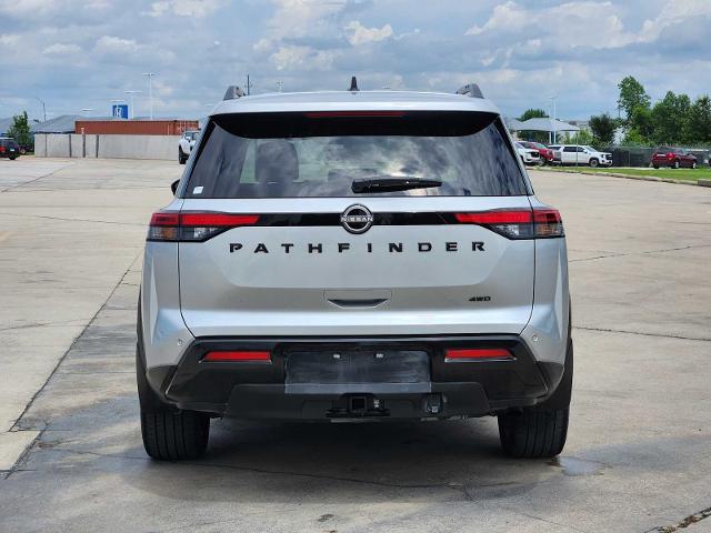 2022 Nissan Pathfinder Vehicle Photo in DENTON, TX 76210-9321