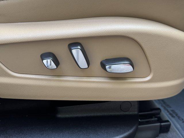 2024 Cadillac XT5 Vehicle Photo in LEOMINSTER, MA 01453-2952