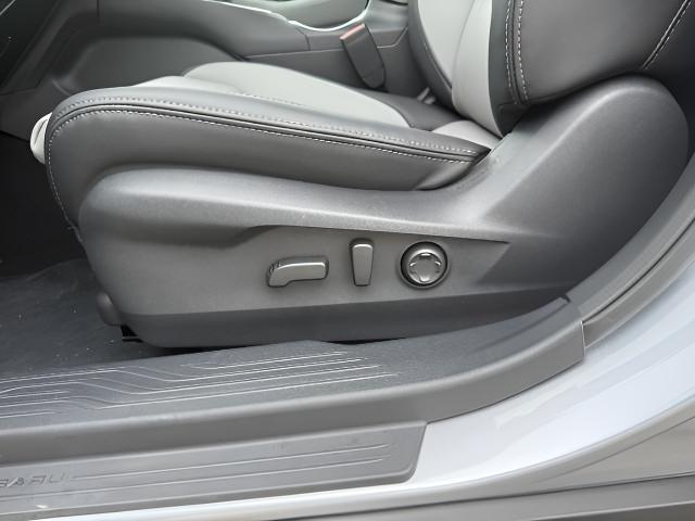 2025 Subaru Outback Vehicle Photo in Green Bay, WI 54304