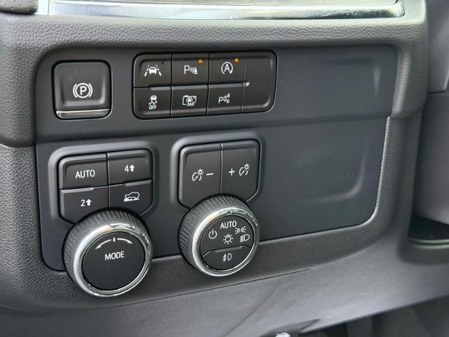 2025 Chevrolet Tahoe Vehicle Photo in COLUMBIA, MO 65203-3903