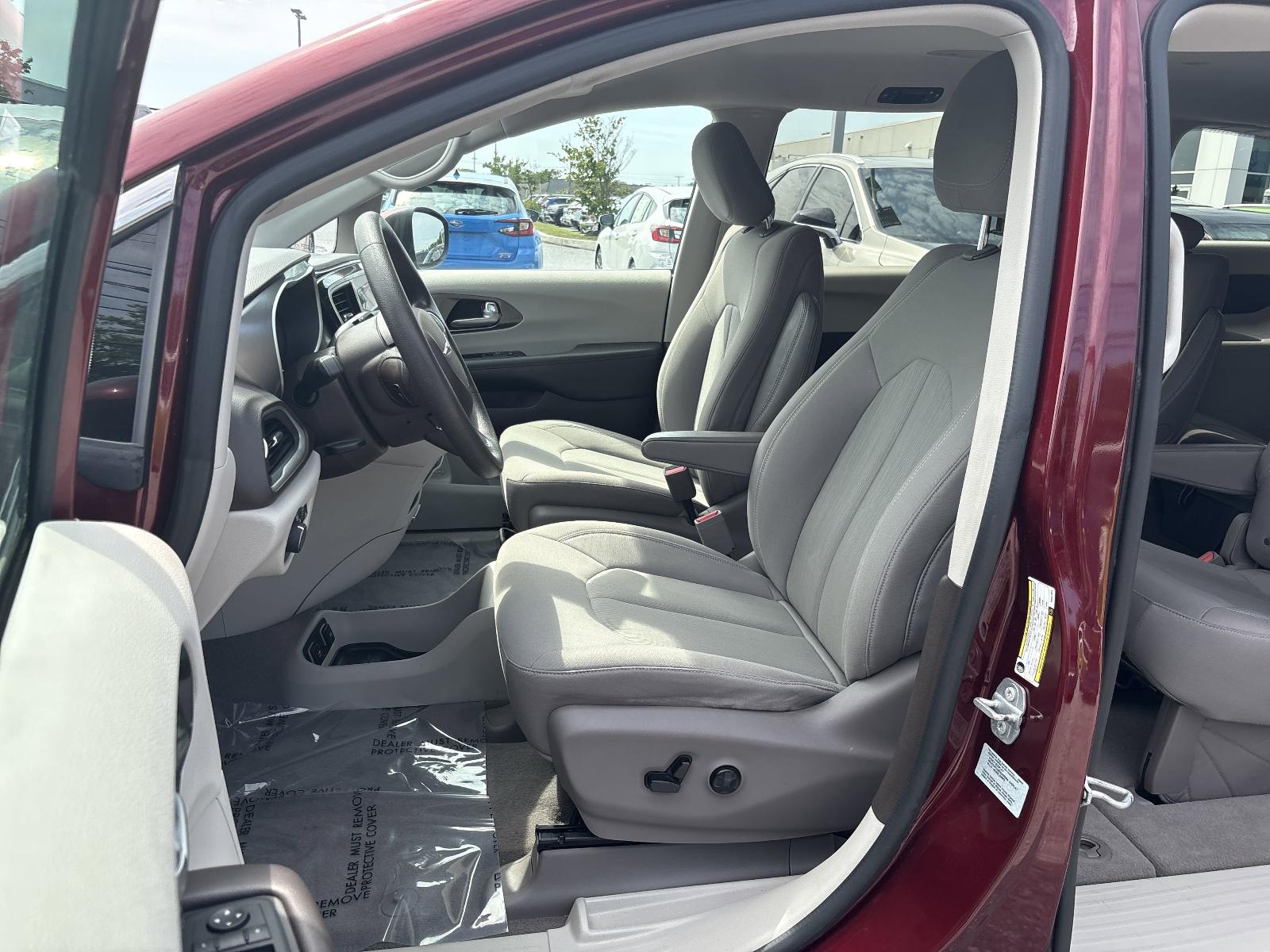 2017 Chrysler Pacifica Vehicle Photo in Mechanicsburg, PA 17050