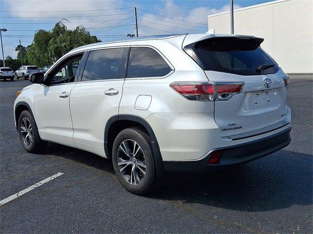 2016 Toyota Highlander Vehicle Photo in LANCASTER, PA 17601-0000