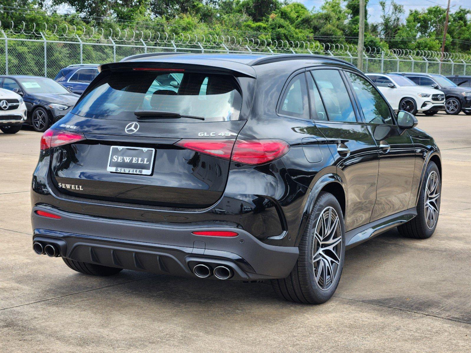 2024 Mercedes-Benz GLC Vehicle Photo in HOUSTON, TX 77079