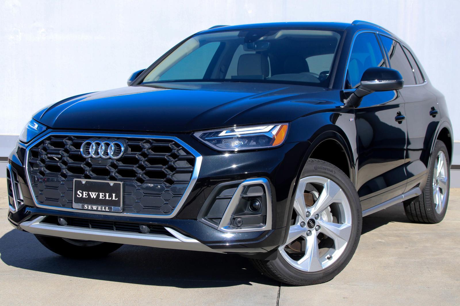 2024 Audi Q5 Vehicle Photo in SUGAR LAND, TX 77478