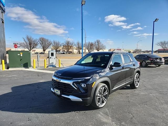 2025 Chevrolet Trailblazer Vehicle Photo in HAYS, KS 67601-1994