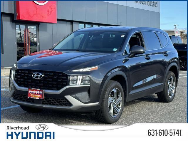 Used 2022 Hyundai Santa Fe SE with VIN 5NMS1DAJ0NH415217 for sale in Riverhead, NY