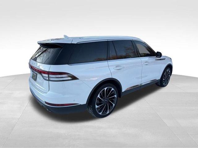 2022 Lincoln Aviator Vehicle Photo in MEDINA, OH 44256-9631