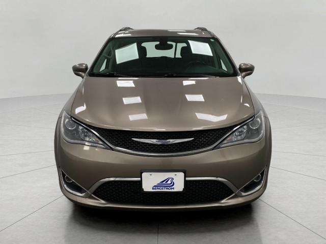 2017 Chrysler Pacifica Vehicle Photo in Appleton, WI 54913