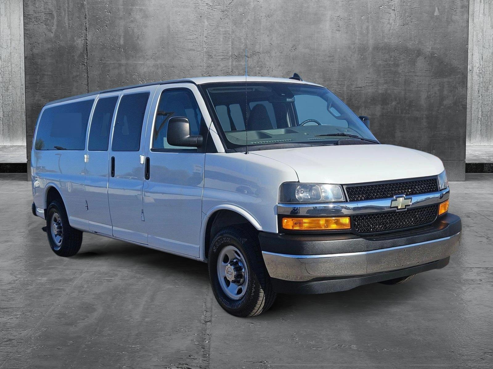 2020 Chevrolet Express Passenger Vehicle Photo in MESA, AZ 85206-4395