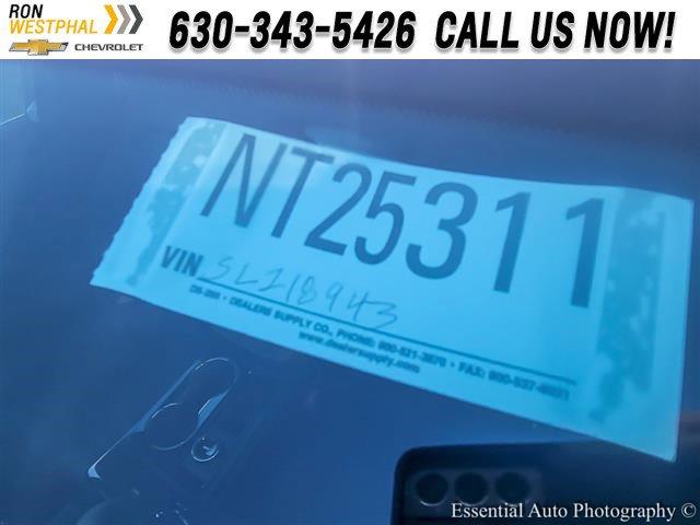 2025 Chevrolet Equinox Vehicle Photo in AURORA, IL 60503-9326