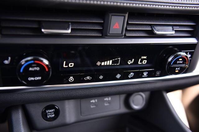 2025 Nissan Rogue Vehicle Photo in Ballwin, MO 63011