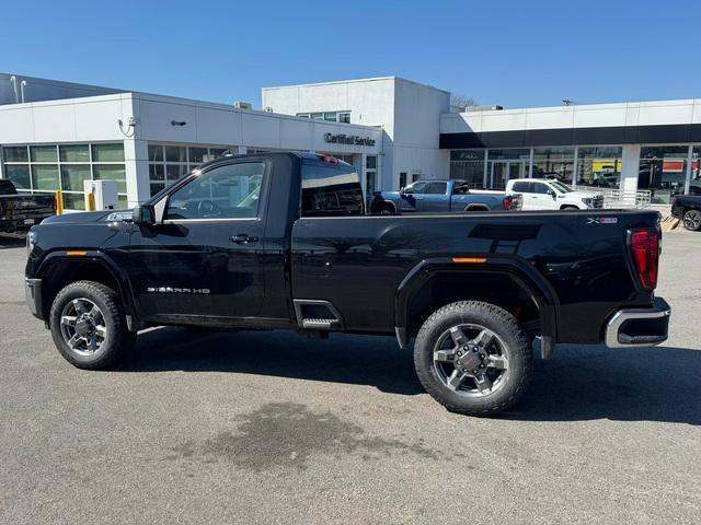 2025 GMC Sierra 2500 HD Vehicle Photo in LOWELL, MA 01852-4336