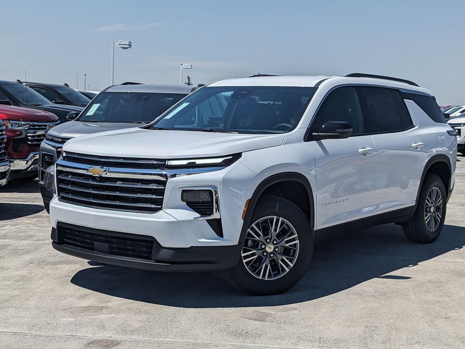 2025 Chevrolet Traverse Vehicle Photo in MIAMI, FL 33172-3015