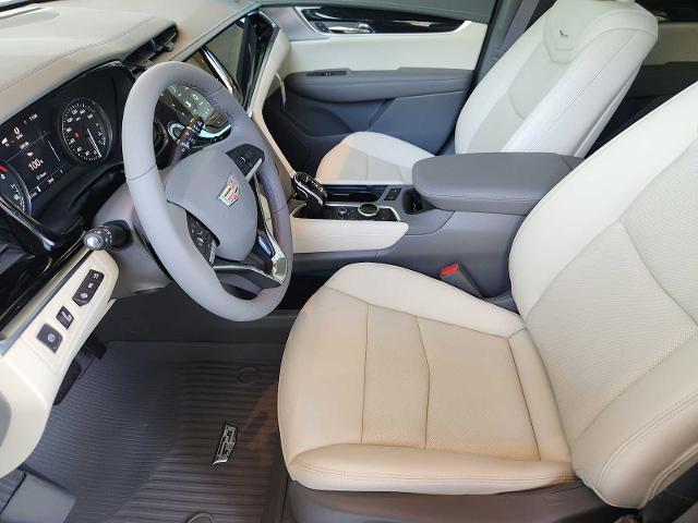 2025 Cadillac XT6 Vehicle Photo in HOUSTON, TX 77079