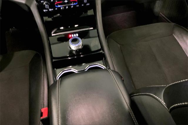 2023 Jeep Grand Cherokee L Vehicle Photo in Lees Summit, MO 64086
