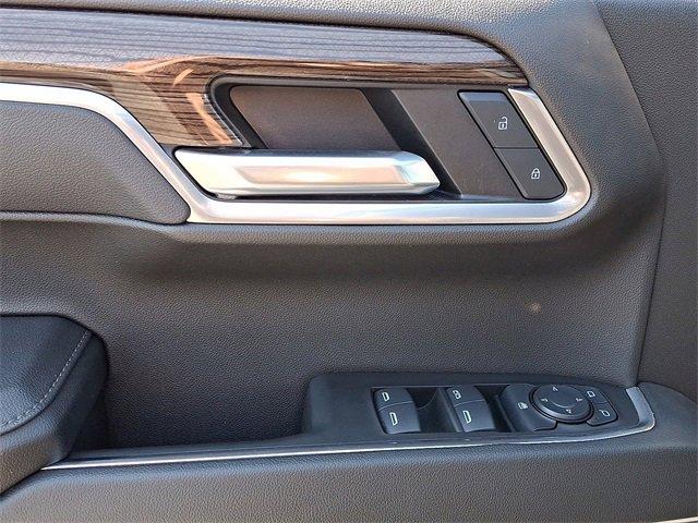 2025 Chevrolet Silverado 1500 Vehicle Photo in LANCASTER, PA 17601-0000