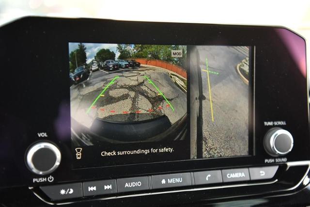 2025 Nissan Pathfinder Vehicle Photo in Ballwin, MO 63011