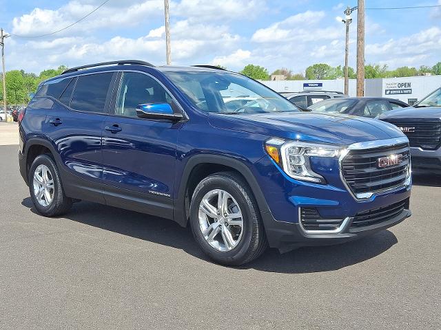 2022 GMC Terrain Vehicle Photo in TREVOSE, PA 19053-4984