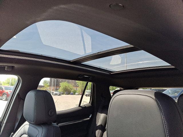 2025 GMC Terrain Vehicle Photo in TREVOSE, PA 19053-4984