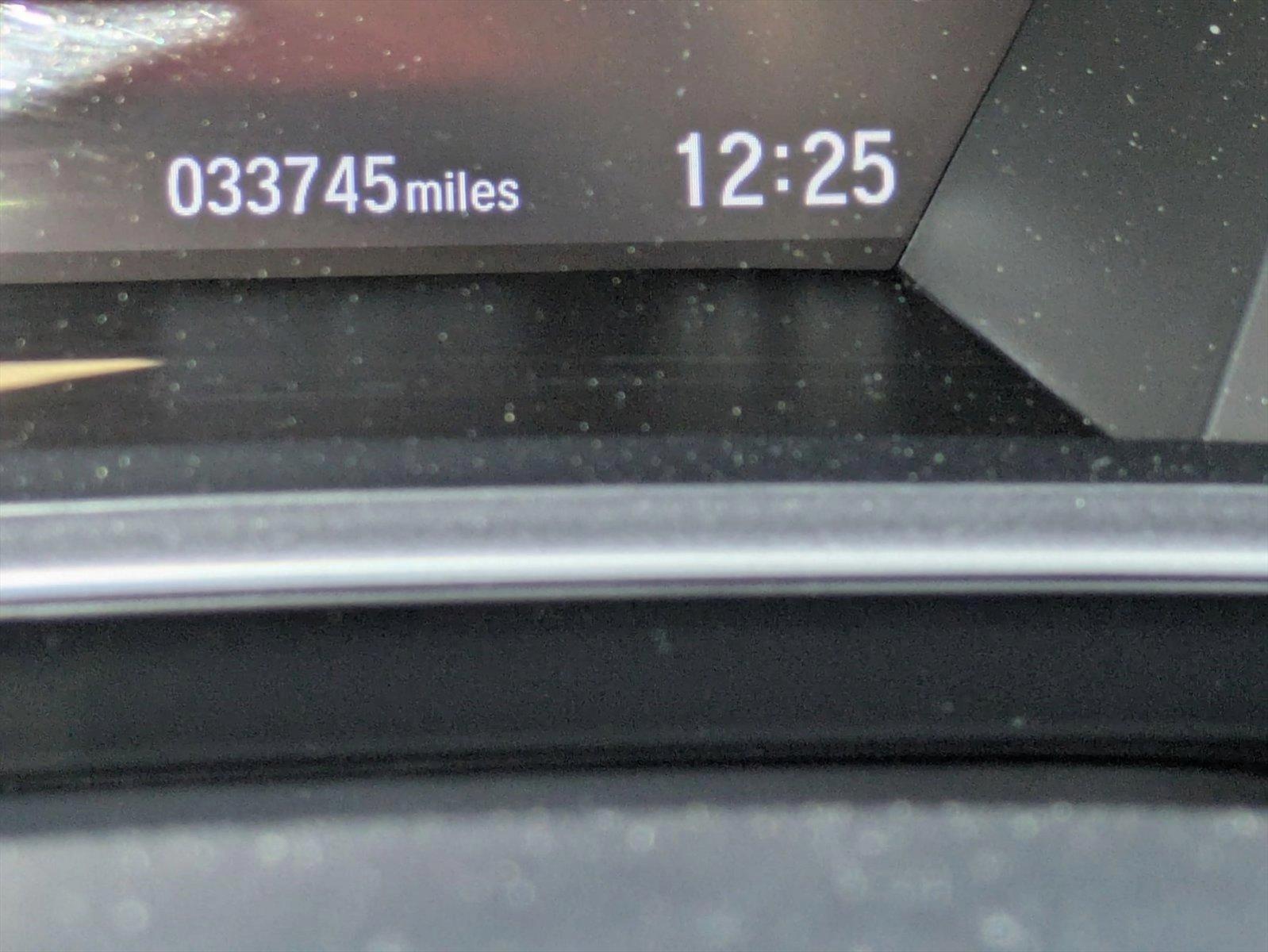 2022 Honda CR-V Vehicle Photo in Valencia, CA 91355
