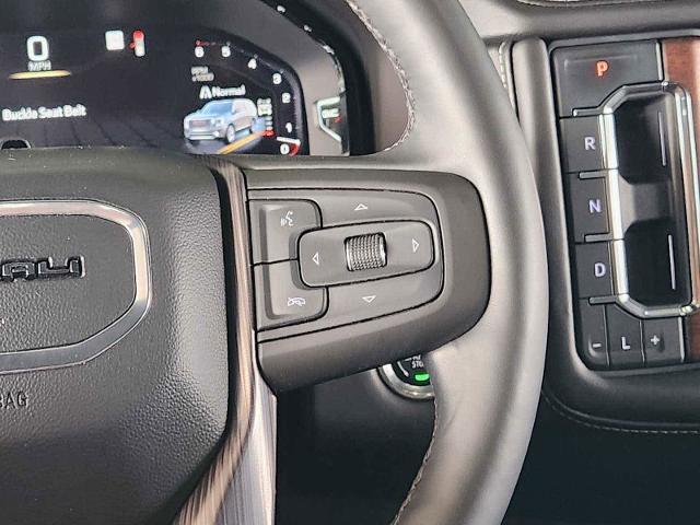 2023 GMC Yukon XL Vehicle Photo in DALLAS, TX 75209