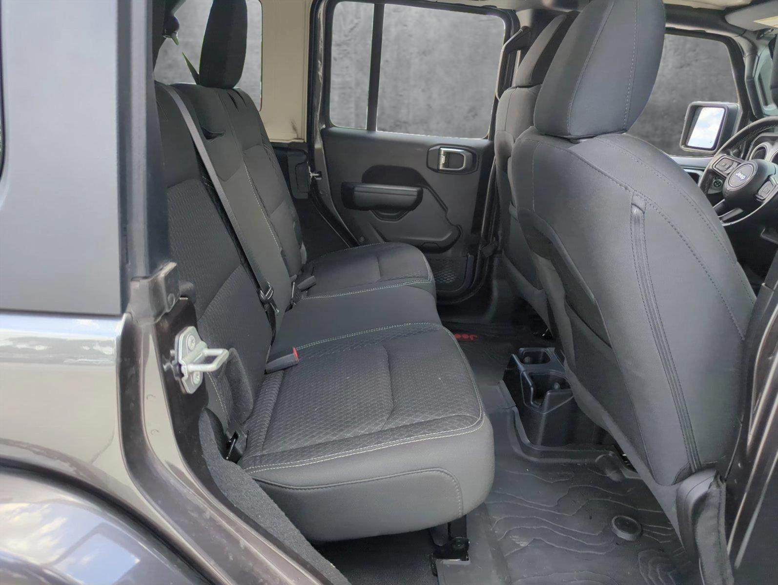 2021 Jeep Wrangler Vehicle Photo in Pembroke Pines, FL 33027
