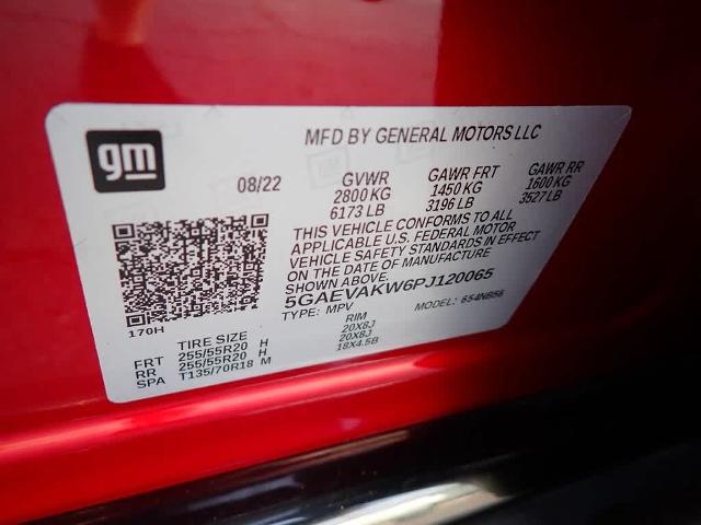 2023 Buick Enclave Vehicle Photo in ZELIENOPLE, PA 16063-2910