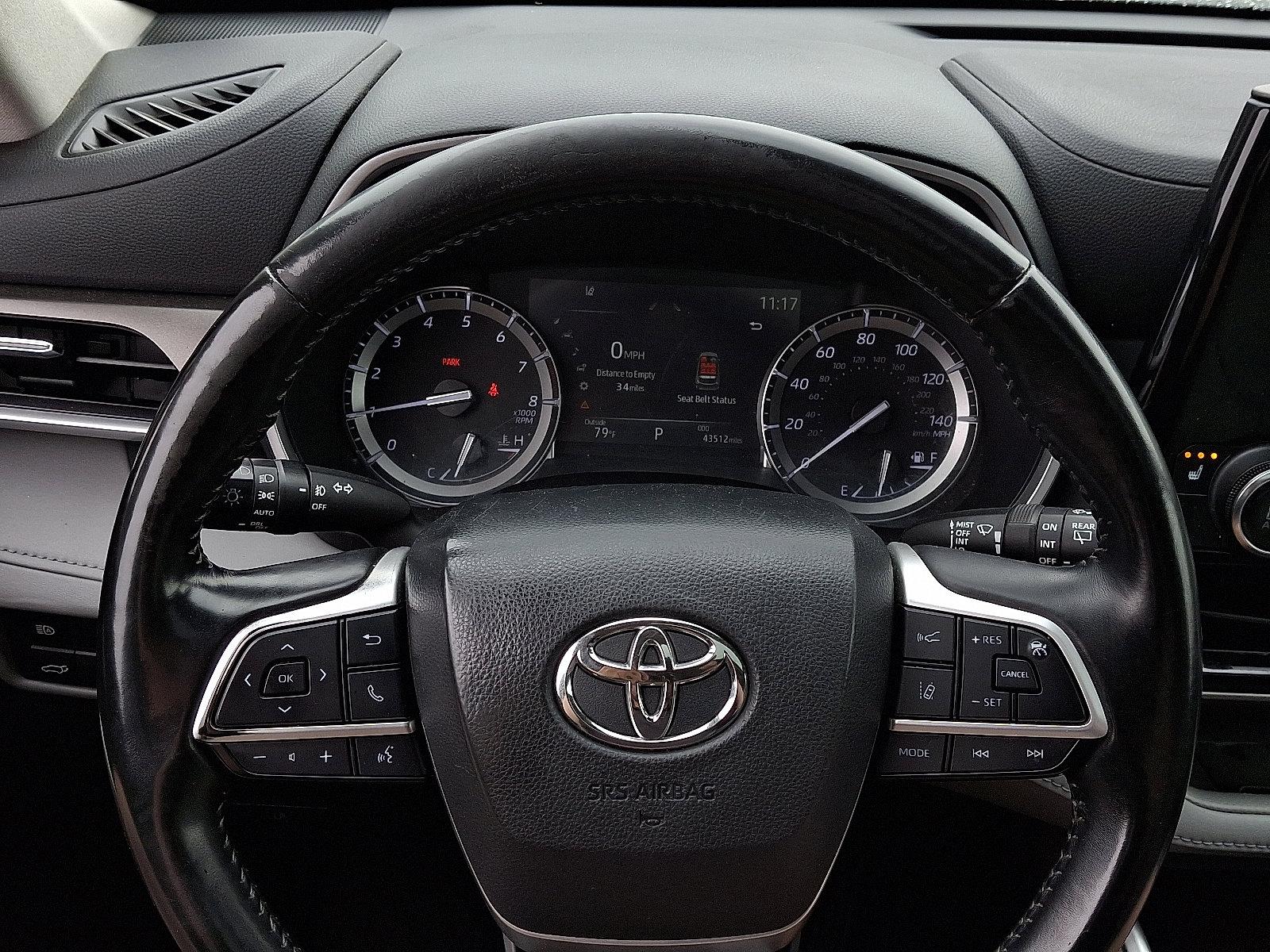 2022 Toyota Highlander Vehicle Photo in Mechanicsburg, PA 17050-2306
