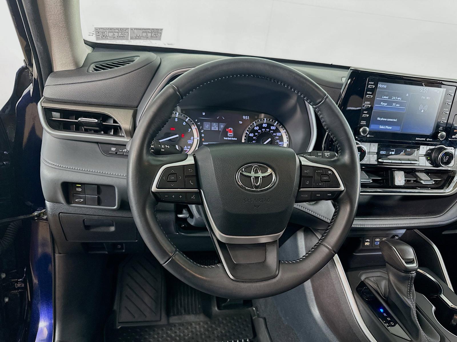 2022 Toyota Highlander Vehicle Photo in Langhorne, PA 19047