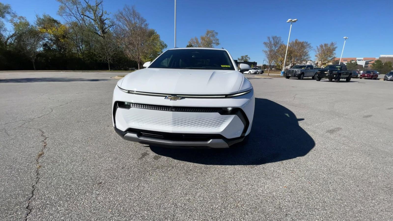 2025 Chevrolet Equinox EV Vehicle Photo in BENTONVILLE, AR 72712-4322