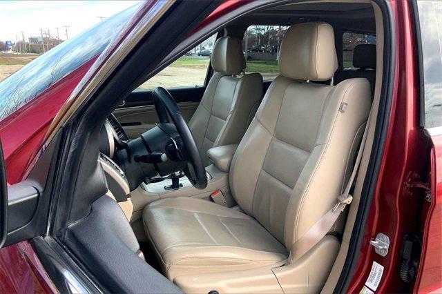 2014 Jeep Grand Cherokee Vehicle Photo in KANSAS CITY, MO 64114-4502