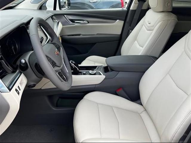 2025 Cadillac XT5 Vehicle Photo in TAMPA, FL 33612-3404