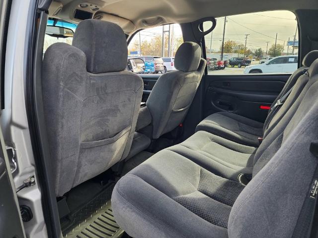 2007 Chevrolet Silverado 1500 Classic Vehicle Photo in PARIS, TX 75460-2116