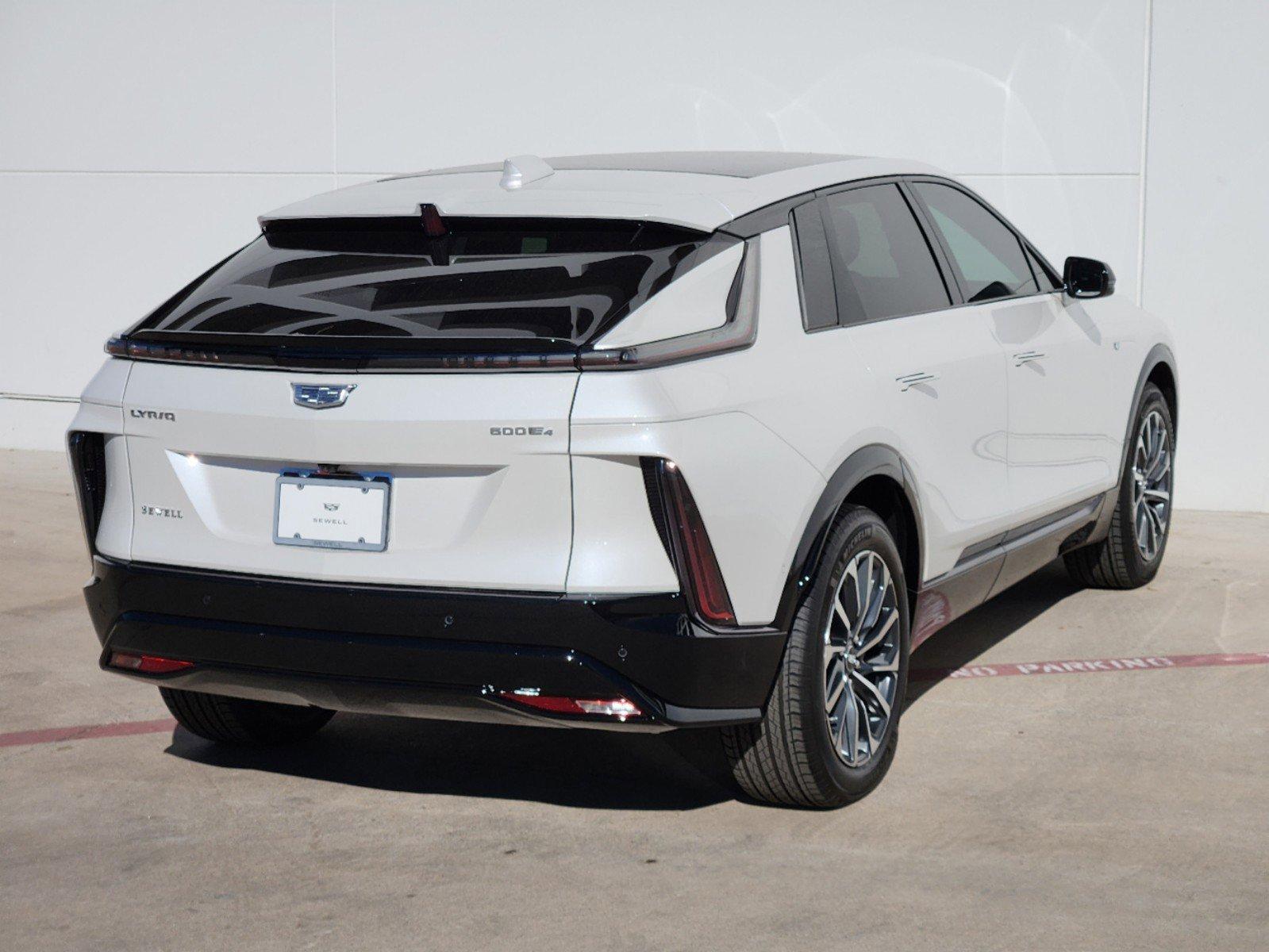 2025 Cadillac LYRIQ Vehicle Photo in GRAPEVINE, TX 76051-8302