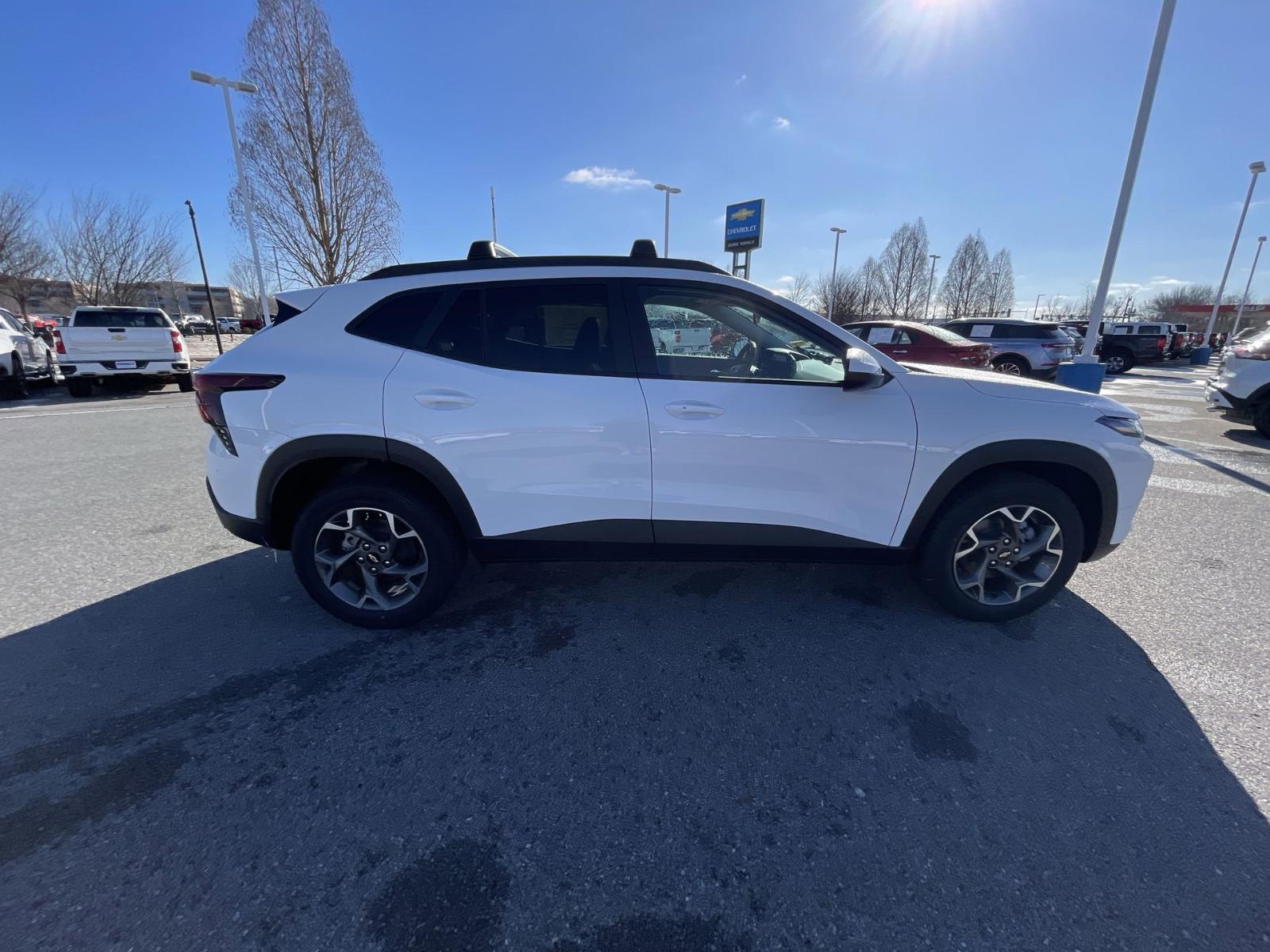 2025 Chevrolet Trax Vehicle Photo in BENTONVILLE, AR 72712-4322