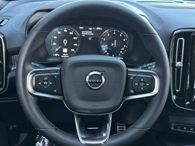 2022 Volvo XC40 Vehicle Photo in DALLAS, TX 75244-5909