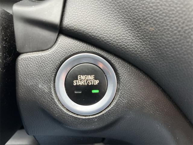 2018 Chevrolet Equinox Vehicle Photo in TULLY, NY 13159-3159
