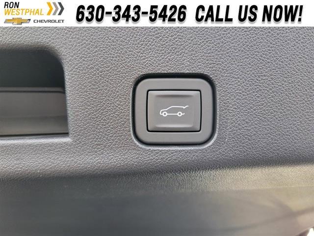 2025 Chevrolet Traverse Vehicle Photo in AURORA, IL 60503-9326