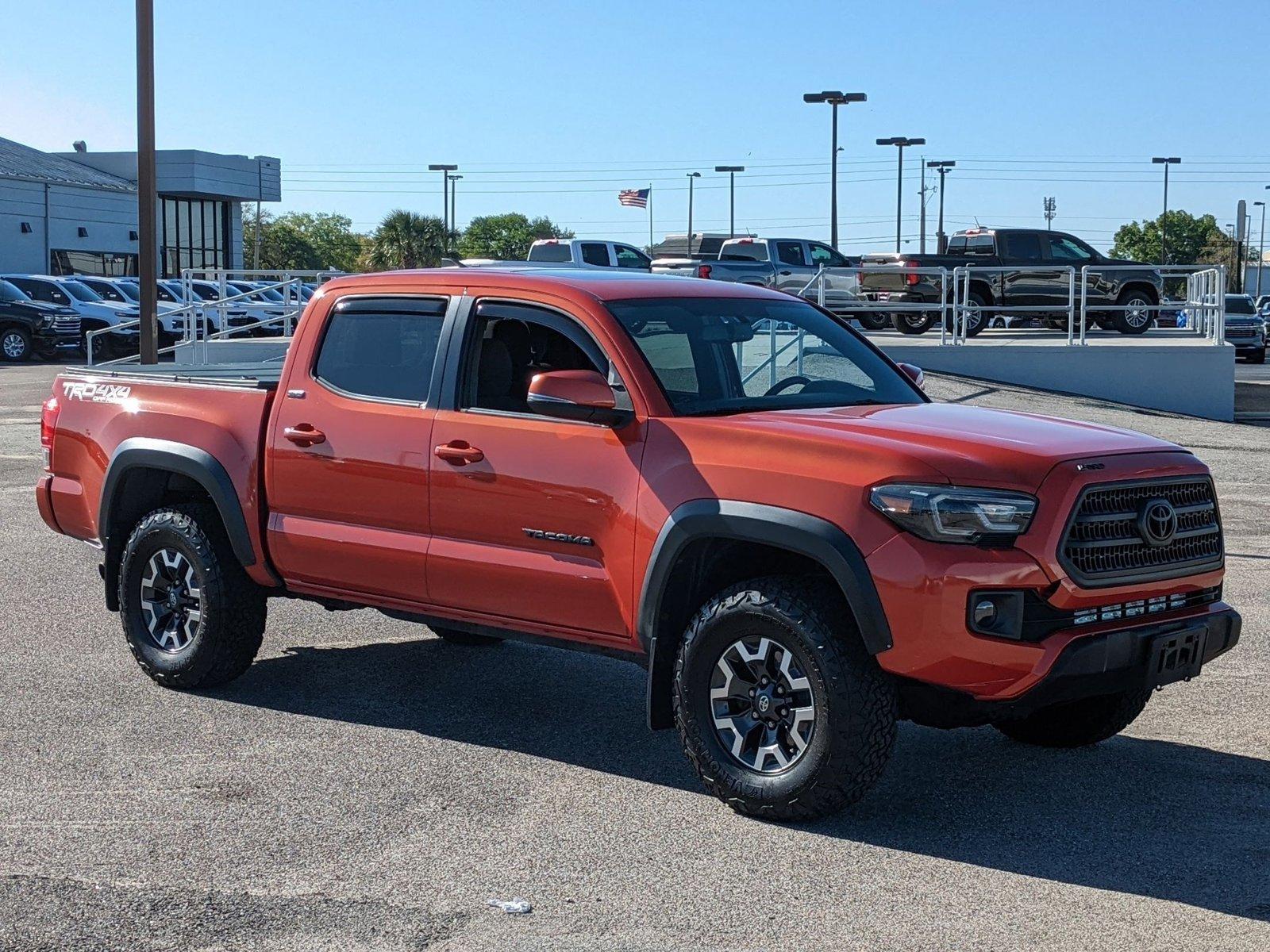 2017 Toyota Tacoma Vehicle Photo in ORLANDO, FL 32808-7998