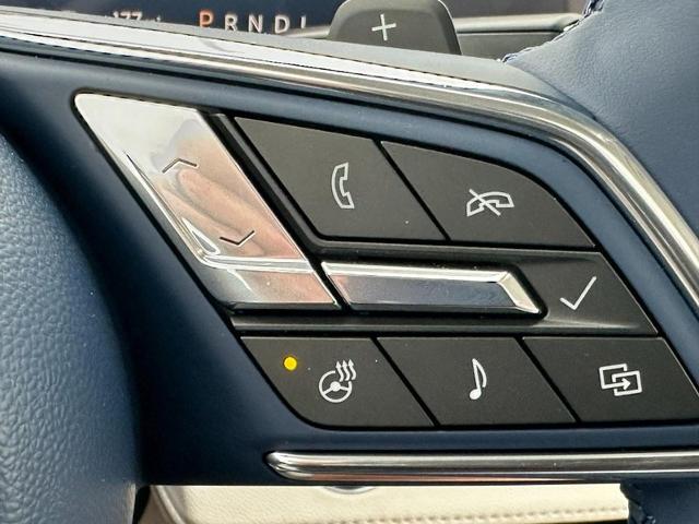 2025 Buick Enclave Vehicle Photo in COLUMBIA, MO 65203-3903